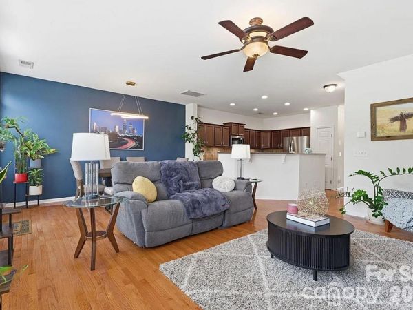 9945 Kings Parade Boulevard, Charlotte, NC 28273