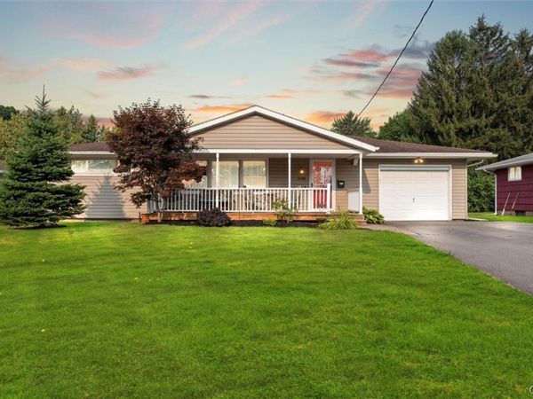 106 Dolores S, Syracuse, NY 13212
