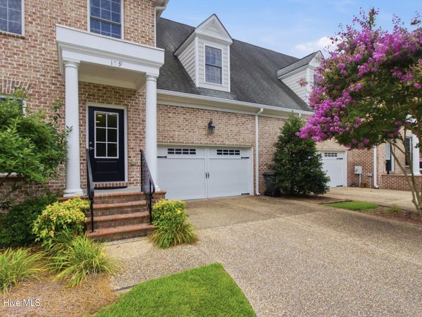109 Colonel Burgwyn Drive, New Bern, NC 28562