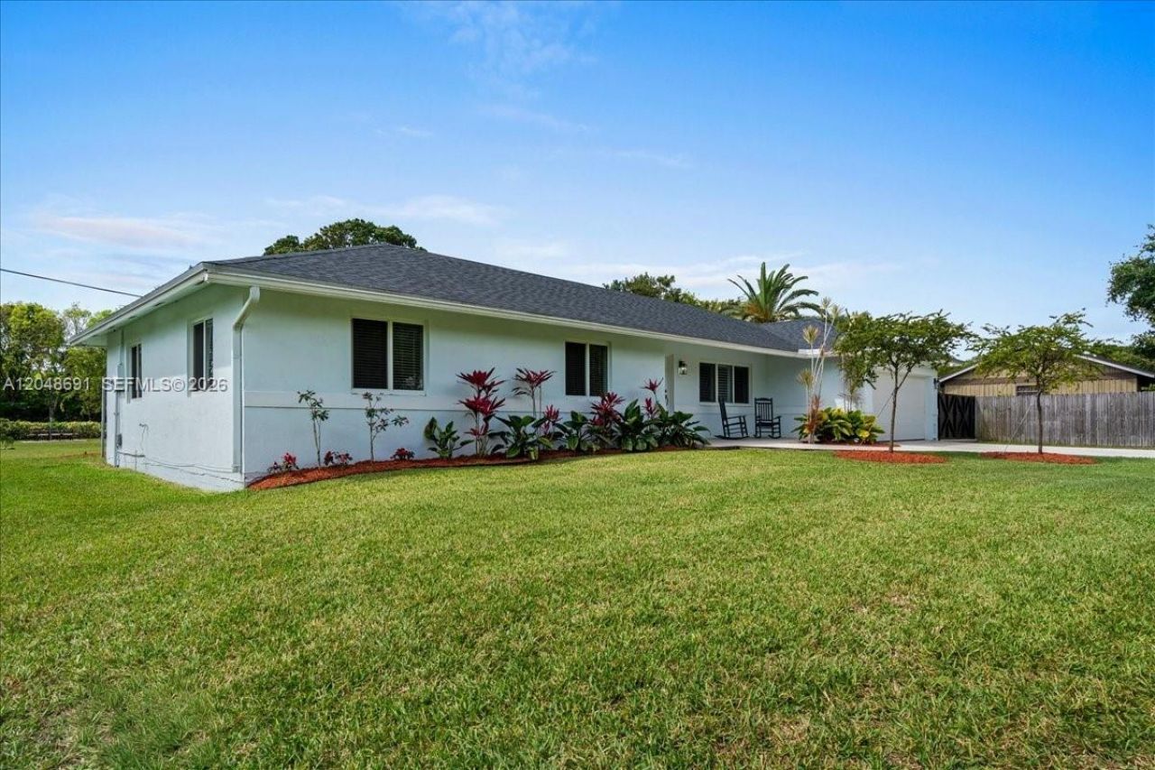 19724 SW 243rd Ter, Homestead, FL 33031 Photo