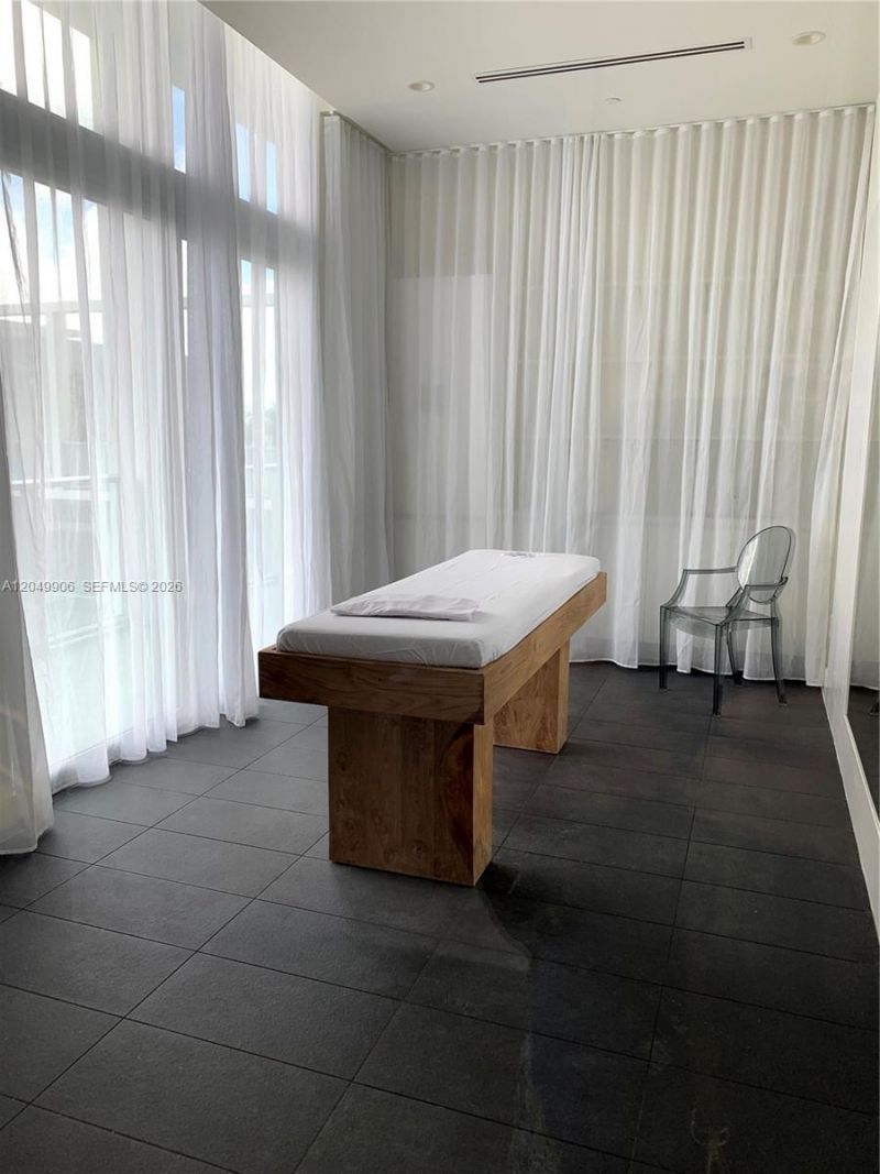 2000 W Metropica Way , Unit 1603, Sunrise, FL 33323 Photo