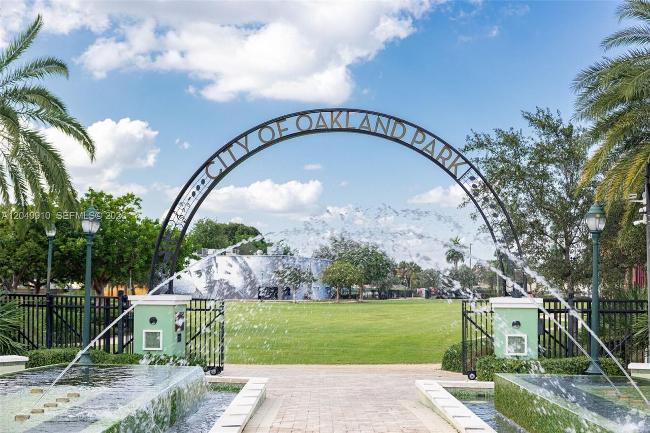 433 NW 40th Ct, Unit 1,2,3,4,5, Oakland Park, FL 33309 Photo