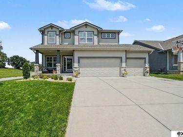 17022 Centennial Road, Omaha, NE 68136