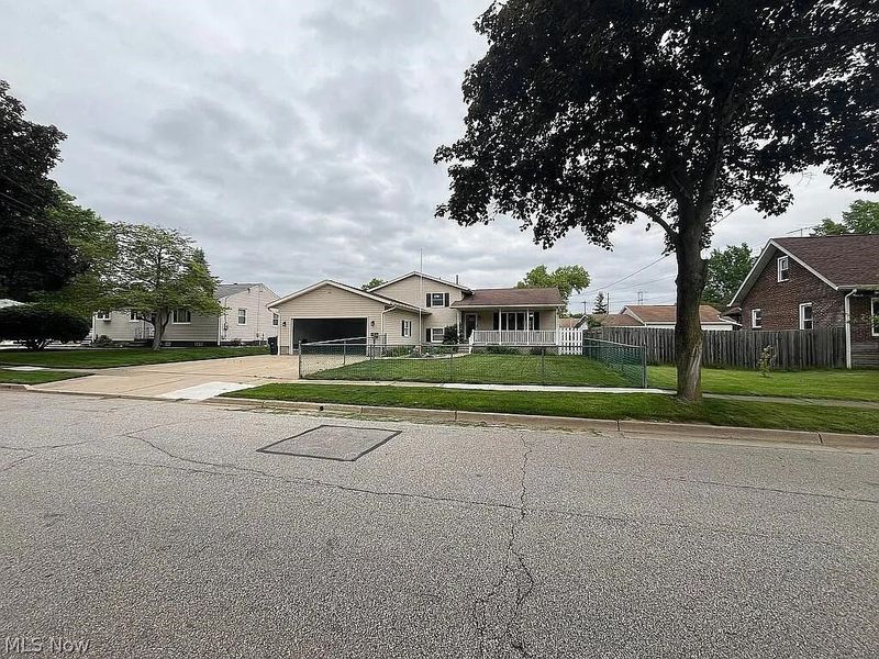 1077 Sutherland Avenue , Akron, OH 44314 Photo 31