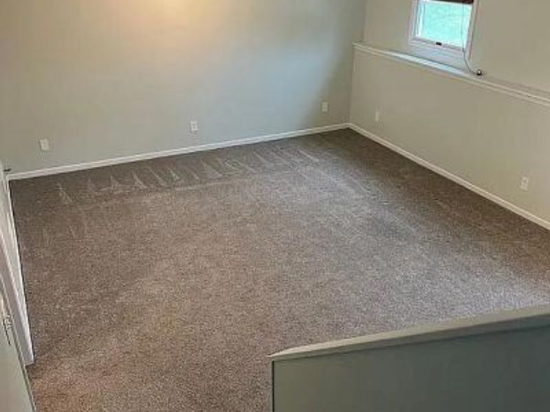 1077 Sutherland Avenue , Akron, OH 44314 Photo 7