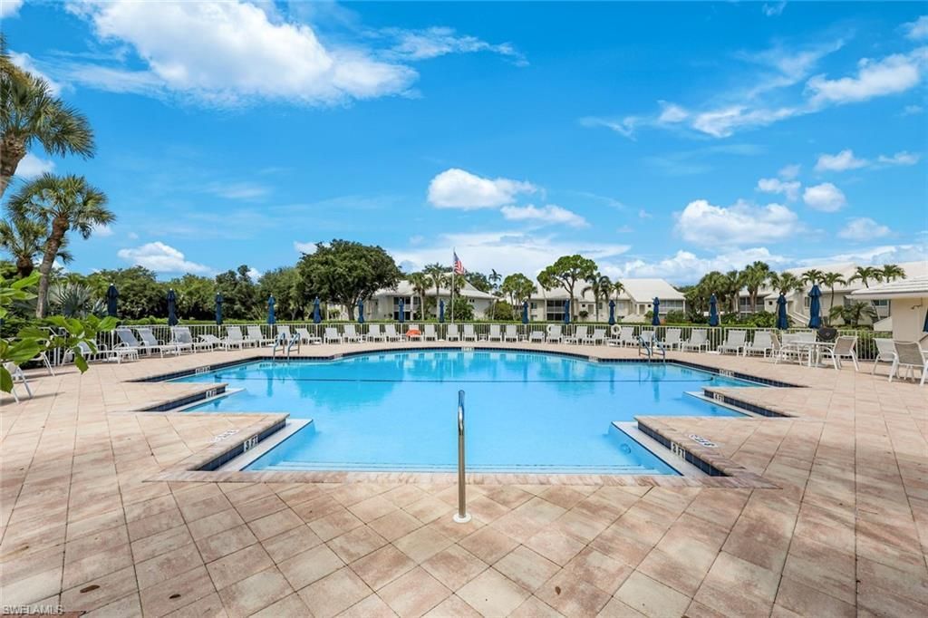 788 Willowbrook Dr , Unit 502, Naples, FL 34108 Photo