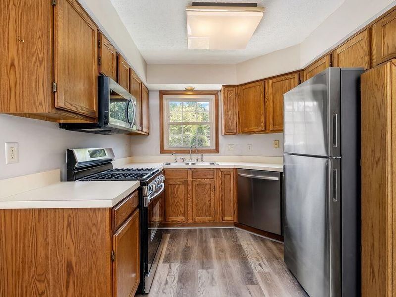 111 Brookstone Boulevard, Westerville, OH 43081 Photo 14