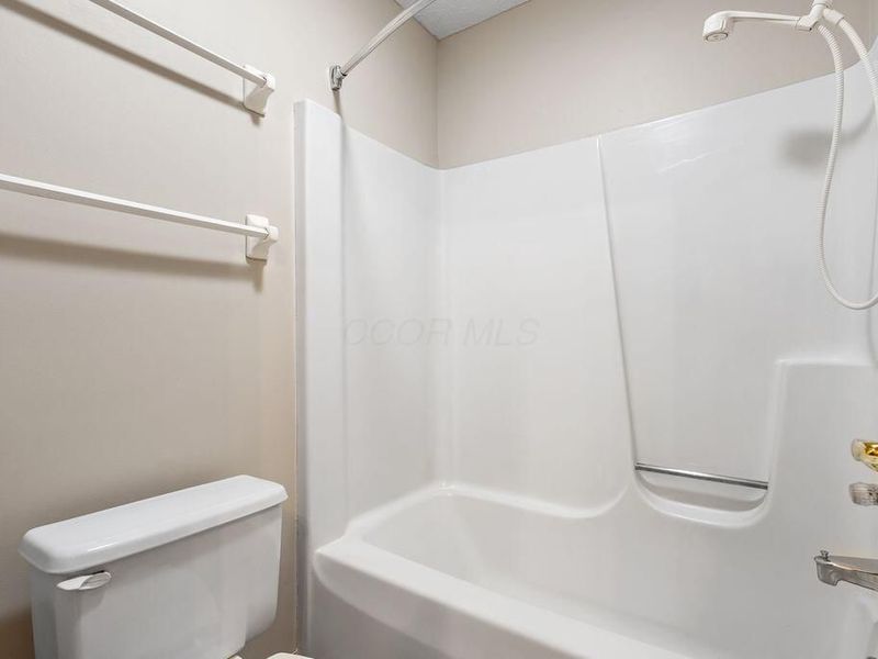 111 Brookstone Boulevard, Westerville, OH 43081 Photo 28