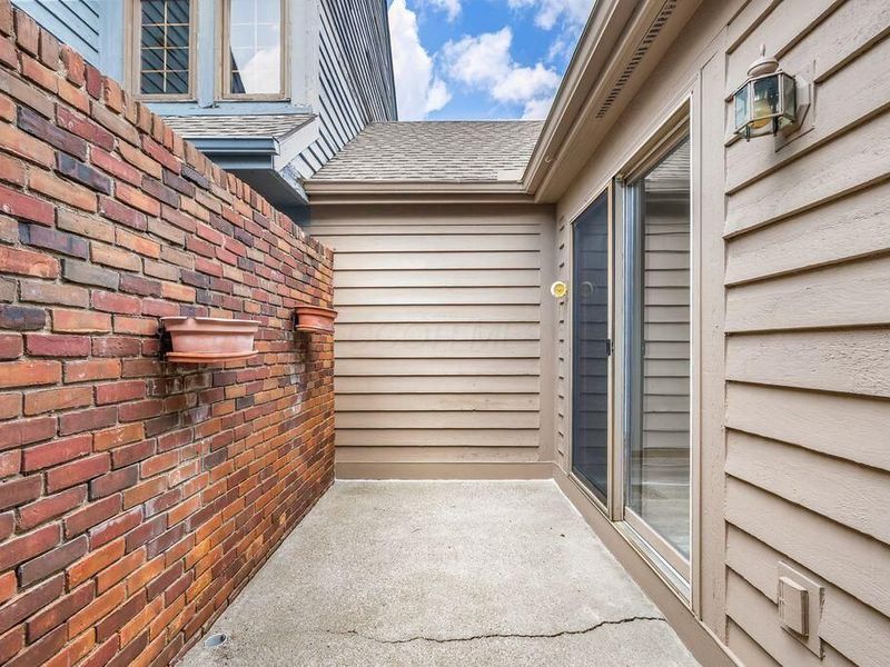 111 Brookstone Boulevard, Westerville, OH 43081 Photo 33