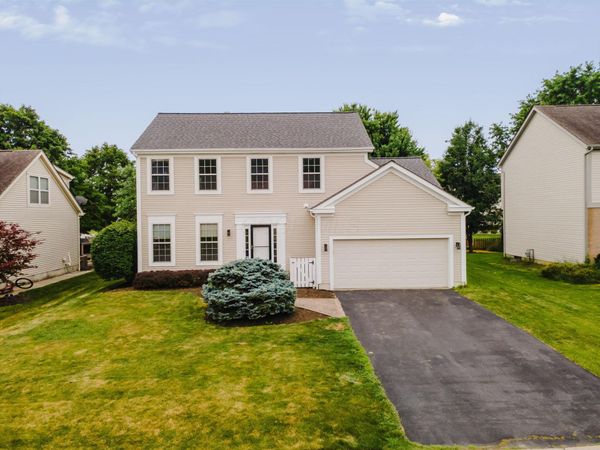 1224 Briarshore Way, Lewis Center, OH 43035