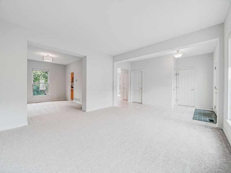 1224 Briarshore Way, Lewis Center, OH 43035 Photo 4