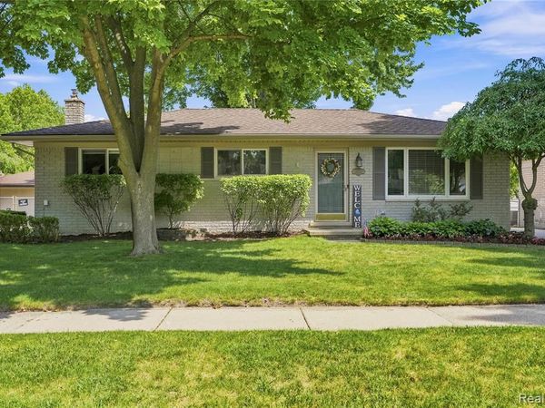 14215 Alpena Drive, Sterling Heights, MI 48313