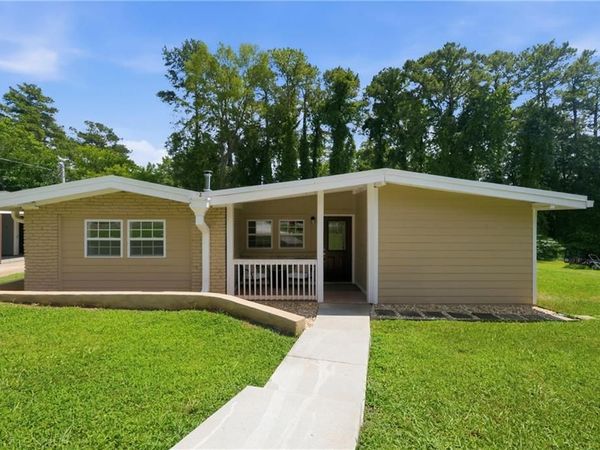 864 Chrysler Avenue SE, Smyrna, GA 30080