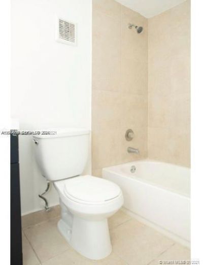 9365 Fontainebleau Blvd , Unit E231, Miami, FL 33172 Photo