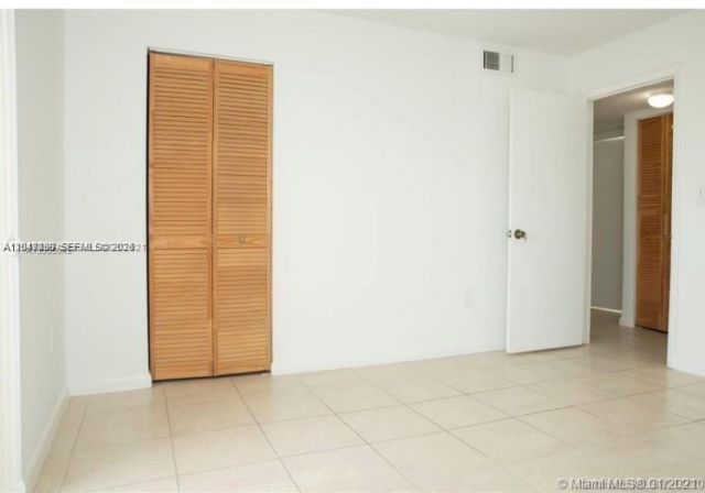 9365 Fontainebleau Blvd , Unit E231, Miami, FL 33172 Photo