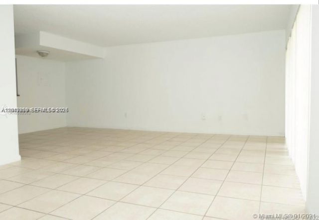 9365 Fontainebleau Blvd , Unit E231, Miami, FL 33172 Photo