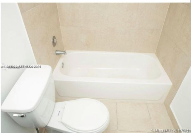9365 Fontainebleau Blvd , Unit E231, Miami, FL 33172 Photo