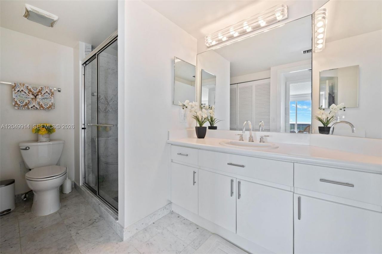 16400 Collins Ave , Unit 1644, Sunny Isles Beach, FL 33160 Photo