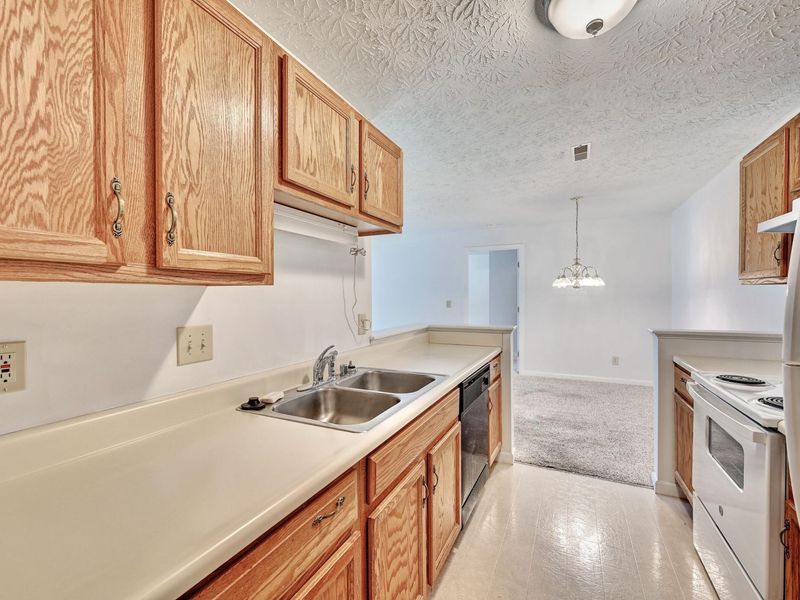 648 Friars Lane, Unit 5, Florence, KY 41042 Photo 10
