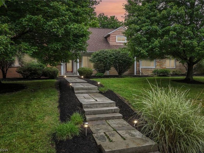 26201 Annesley Road, Beachwood, OH 44122 Photo 3