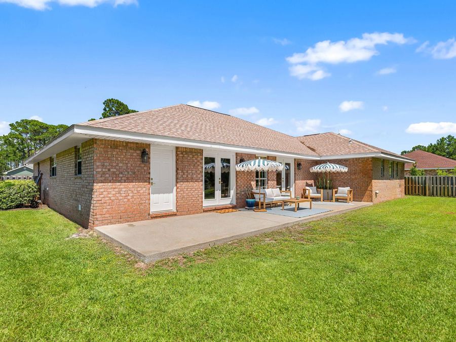 Property Image 100