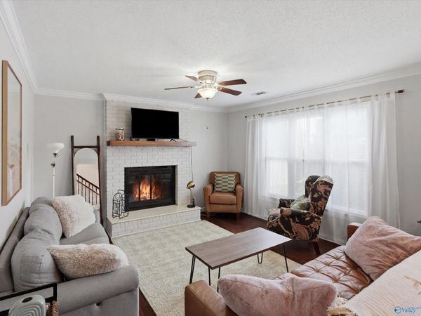 6720 Steeplechase Drive NW, Huntsville, AL 35806