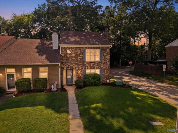 6720 Steeplechase Drive NW, Huntsville, AL 35806
