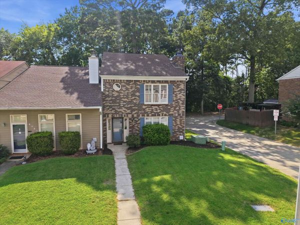 6720 Steeplechase Drive NW, Huntsville, AL 35806