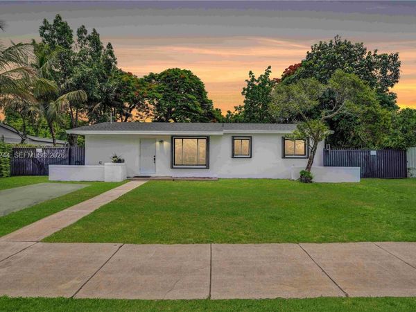 15551 SW 101st Ave , Miami, FL 33157