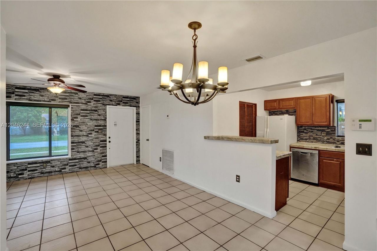 15551 SW 101st Ave , Miami, FL 33157 Photo