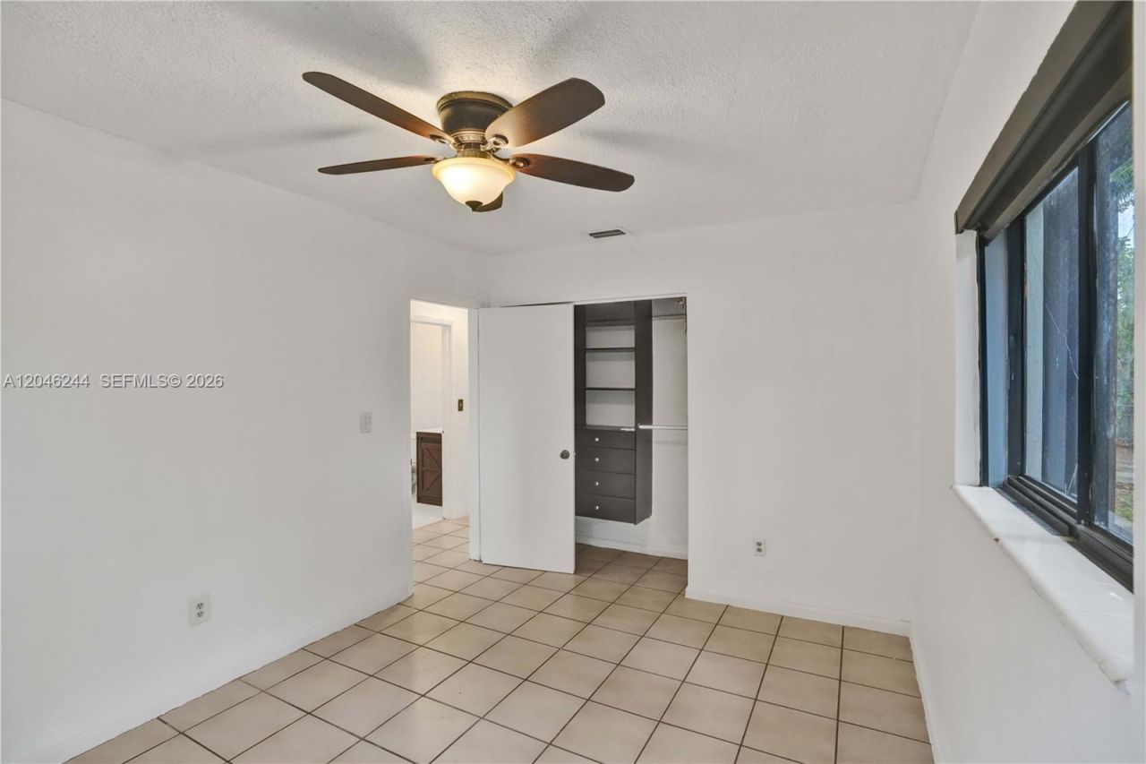 15551 SW 101st Ave , Miami, FL 33157 Photo