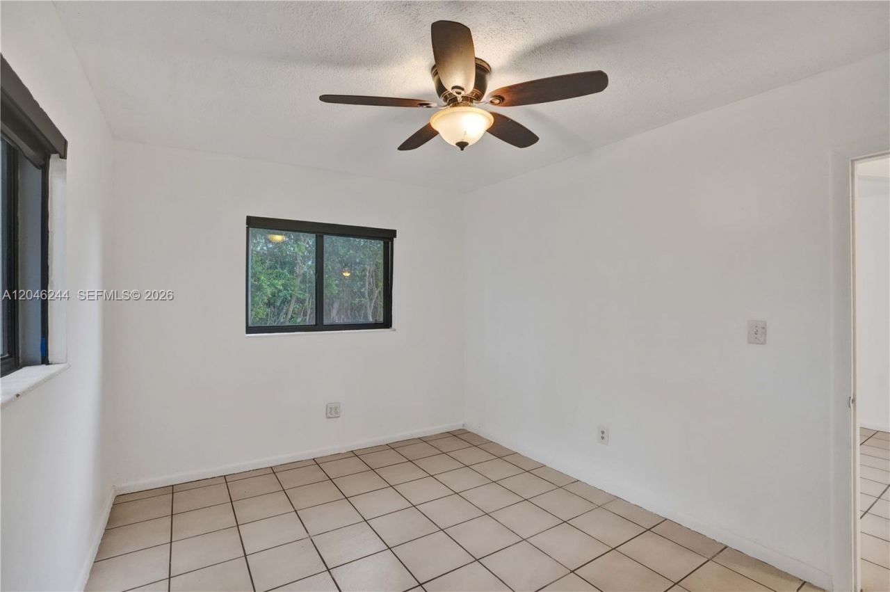 15551 SW 101st Ave , Miami, FL 33157 Photo