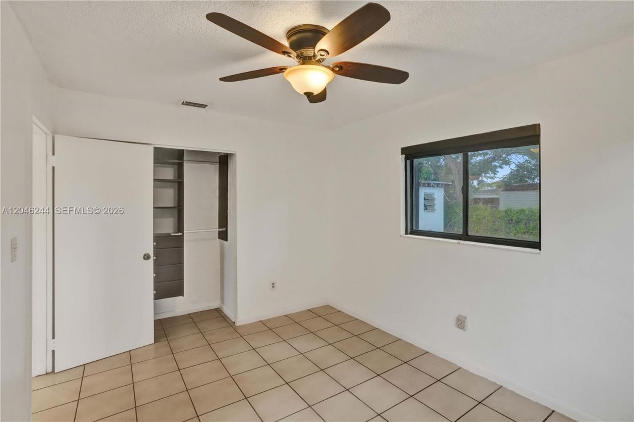 15551 SW 101st Ave , Miami, FL 33157 Photo