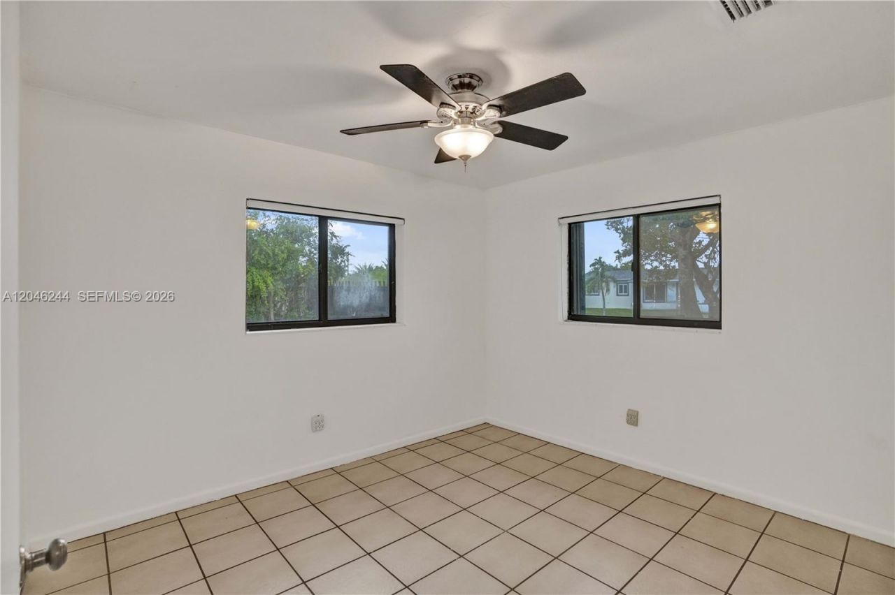 15551 SW 101st Ave , Miami, FL 33157 Photo