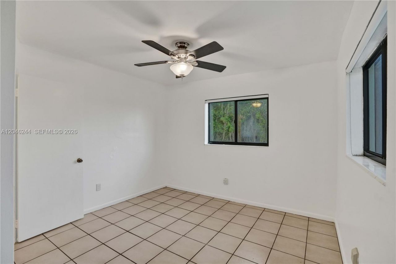15551 SW 101st Ave , Miami, FL 33157 Photo