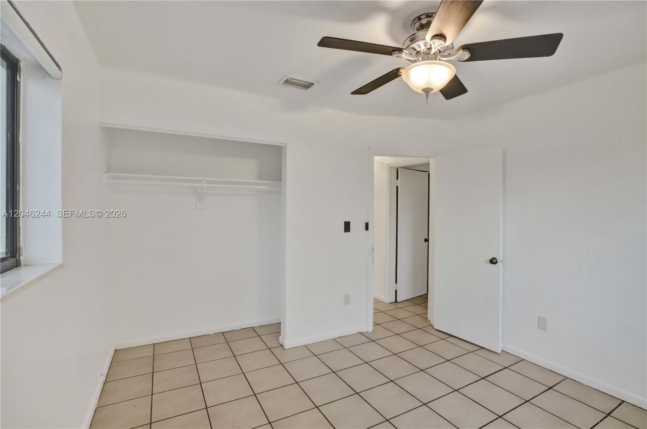 15551 SW 101st Ave , Miami, FL 33157 Photo