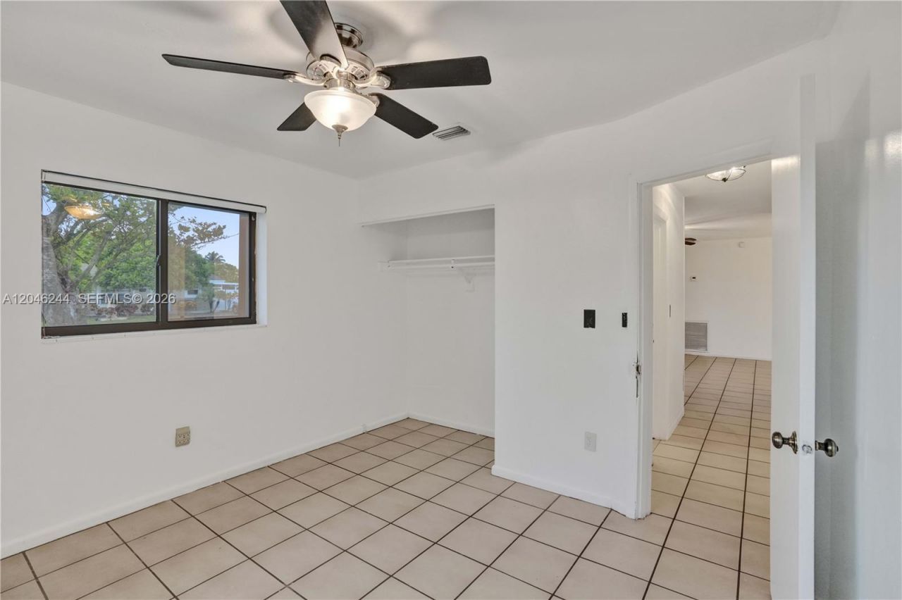 15551 SW 101st Ave , Miami, FL 33157 Photo