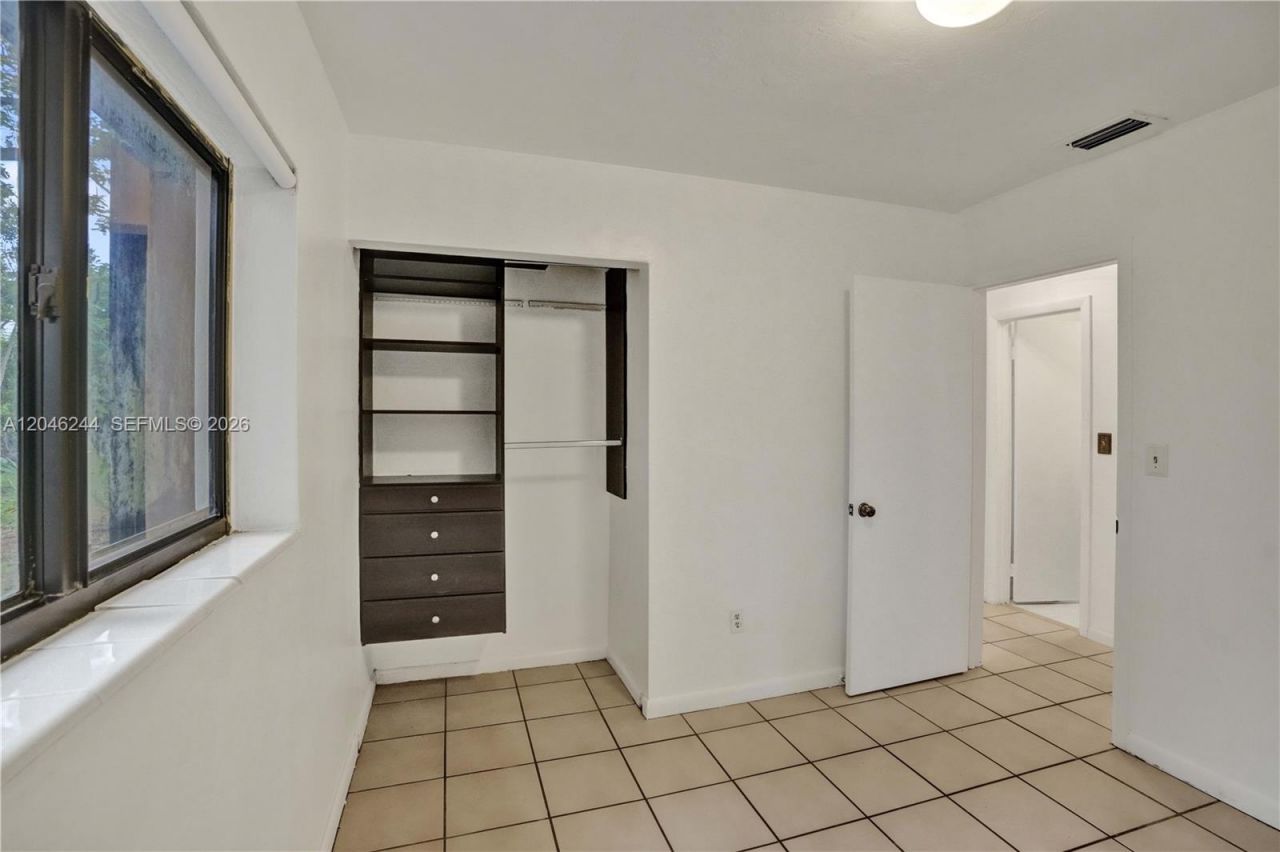 15551 SW 101st Ave , Miami, FL 33157 Photo