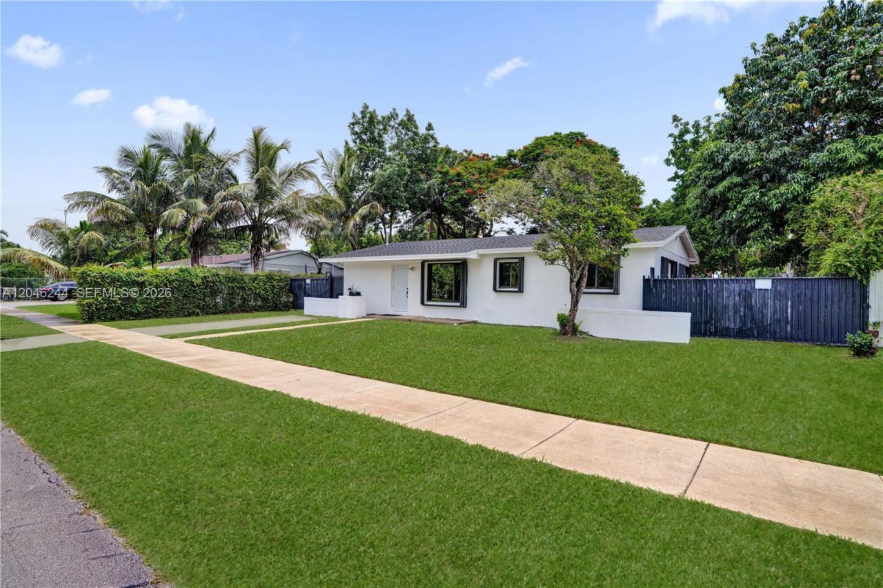 15551 SW 101st Ave , Miami, FL 33157 Photo