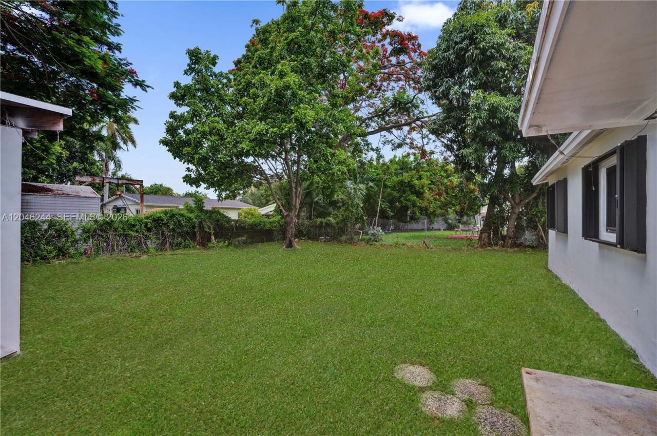 15551 SW 101st Ave , Miami, FL 33157 Photo