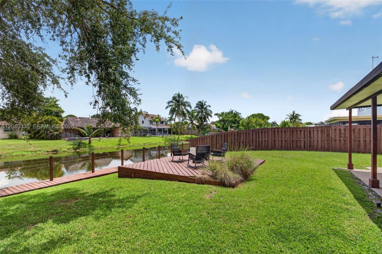 11861 NW 41st St , Sunrise, FL 33323 Photo