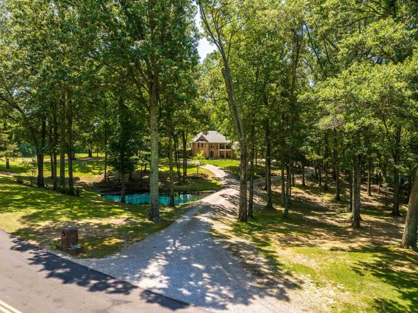 10575 PLANTATION WOODS DR, Lakeland, TN 38002