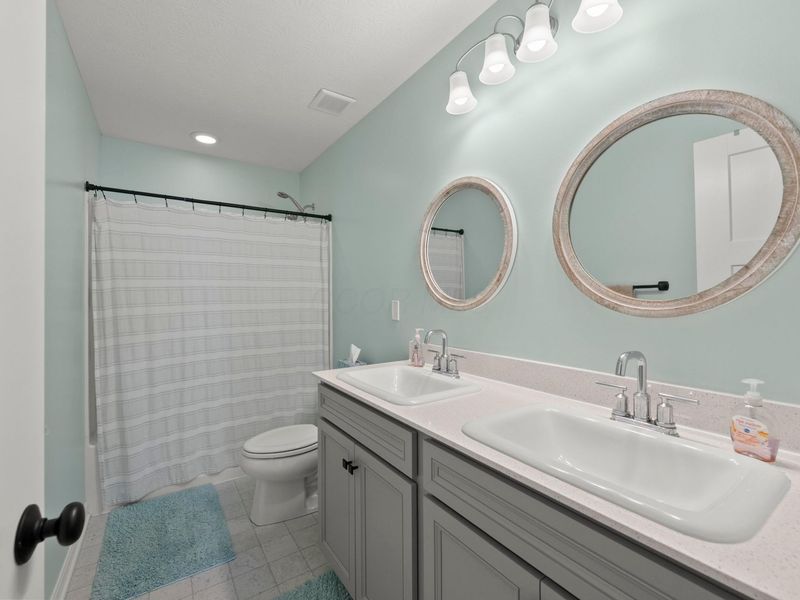435 Oakland Hills Loop, Commercial Point, OH 43116 Photo 27