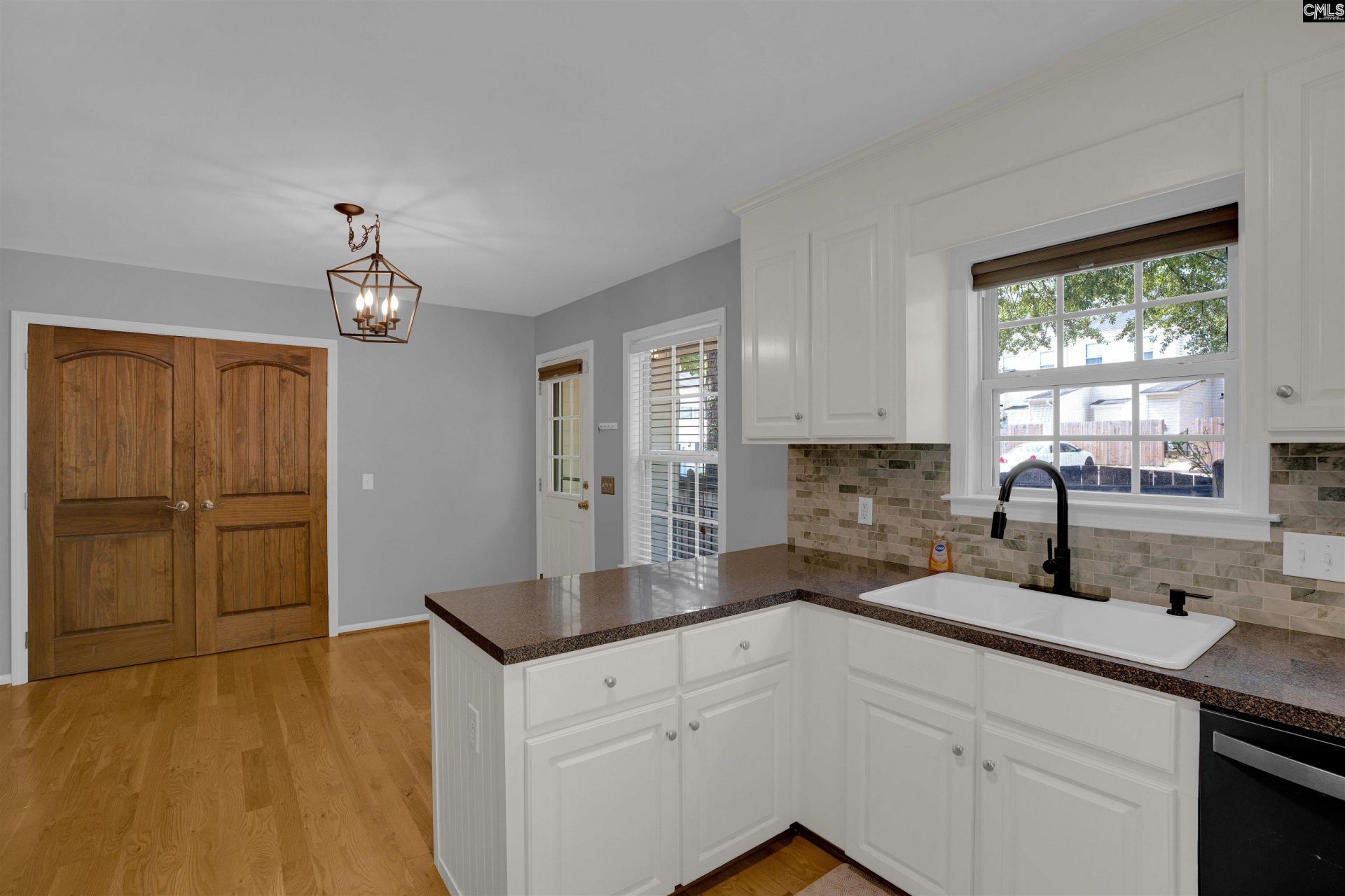 1029 Deerwood Street  Photo 12