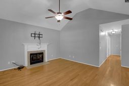 1029 Deerwood Street  photo 4