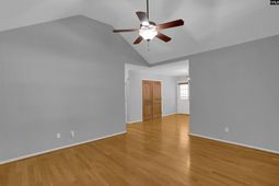 1029 Deerwood Street  photo 4