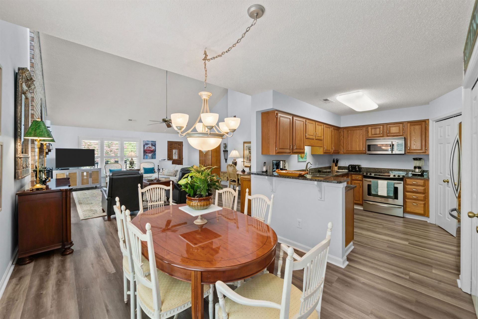 4355 Woodhollow Ln. Photo 15