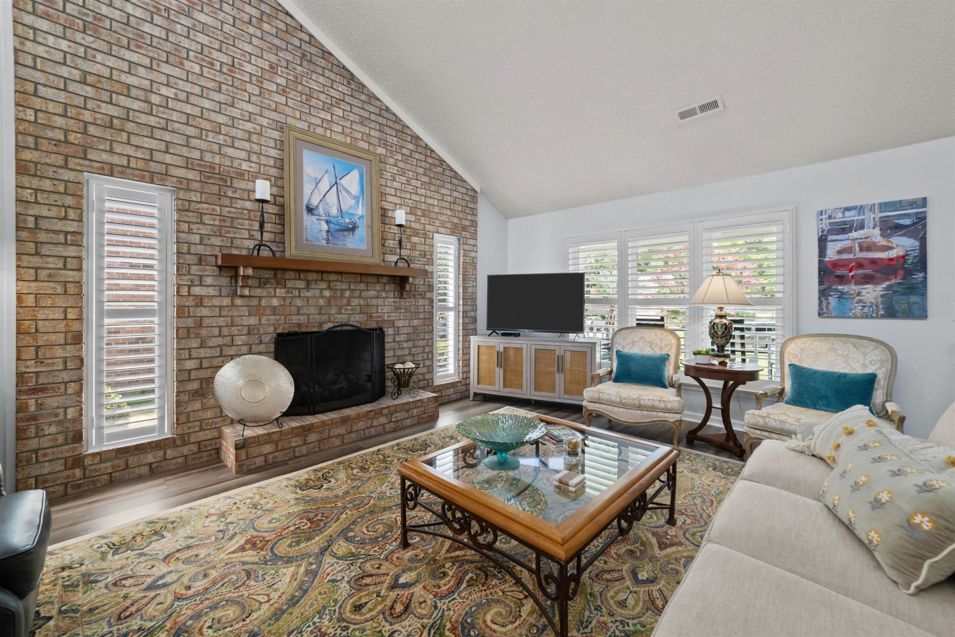 4355 Woodhollow Ln. Photo 4