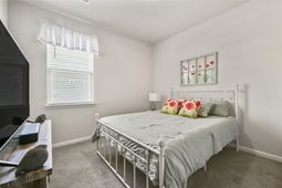278 Columbus St. photo 4