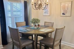 5070 Windsor Green Way  photo 4